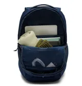 Mochila azul marino Atlas Explorer de 28L, con múltiples compartimentos interiores, bolsillo de red con cierre y espacio acolchado para dispositivos.