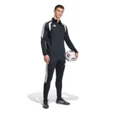 Campera deportiva Adidas modelo Tiro26L Tr Top para fútbol, de color negro con detalles en blanco. Cuenta con cuello alto, cierre frontal medio y las clásicas franjas de la marca en las mangas.