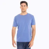 Remera de manga corta color azul melange, con cuello redondo y bolsillo frontal abierto en el pecho.
