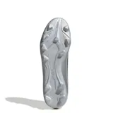 Championes de fútbol Adidas modelo F50 Messi Club, diseñados para terreno firme y césped artificial. Presentan una capellada sintética en color blanco con detalles en plateado, negro y fucsia, incluyendo la inscripción Messi en el lateral y las icónicas tres tiras de la marca.