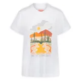 Remera de manga corta Merrell con estampado gráfico frontal de paisaje desértico y la frase 'Take the Scenic Route'. Presenta un diseño relajado con cuello redondo.