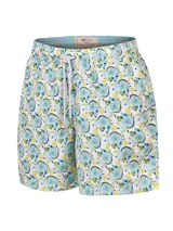 Short de baño blanco con estampado de flores y limones en tonos celeste, amarillo y verde. Cuenta con cintura elástica, cordón ajustable, bolsillos delanteros y traseros.