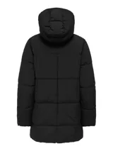 Campera puffer larga con capucha ajustable, cierre frontal combinado con cremallera y botones a presión, y puños internos. Diseño acolchado con bolsillos laterales.