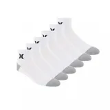 Pack de seis pares de medias blancas de corte tobillero, con puntera y talón en gris y logo de la marca en negro.