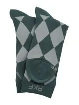 Medias de bambú de caña alta, con diseño de rombos (argyle) en tonos verde oscuro y gris, y el logo de la marca en el elástico superior.