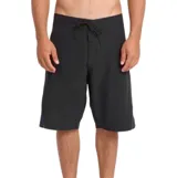 Short de baño negro Billabong Fluid 2K Pro, diseñado para rendimiento en surf y natación, con cordón ajustable en la cintura.
