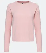 Blusa de punto chenille color rosado claro, con cuello redondo, mangas largas de sisa desplazada y terminaciones acanaladas en cuello, puños y bajo. Marca Blue Steel.