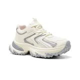 Championes deportivos American Sport color blanco con detalles en gris.