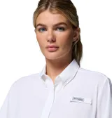 Camisa de manga corta Columbia modelo Tamiami II SS Shirt, color blanco, con cuello camisero, cierre frontal con botones, bolsillo en el pecho con detalle de presilla portacañas y ventilación trasera forrada en malla.