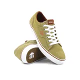 Championes Etnies Kayson negros con logo blanco en el lateral.