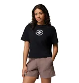Remera negra de manga corta para mujer, de corte corto y moderno, con cuello redondo de ribete acanalado y estampado gráfico circular en el pecho con el logo de la marca.