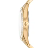 Reloj de pulsera Michael Kors modelo Harlowe, con caja y malla de acero inoxidable en tono dorado. Presenta una esfera dorada con acabado sunray, números romanos y un bisel decorado con cristales brillantes.