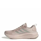 Championes de running Adidas modelo Supernova Ease 2, en tono rosado con detalles en gris. Presentan una estructura de malla transpirable, entresuela con tecnología Dreamstrike para mayor amortiguación y las icónicas tres bandas laterales.