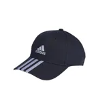 Gorra de béisbol Adidas color azul marino, con logo bordado en blanco y tres rayas plateadas en la visera. Ajuste regulable en la parte posterior.