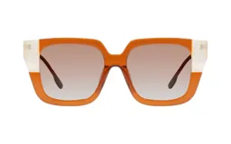 Lentes de sol Donna modelo 1255 col 1 Julia, con montura cuadrada color naranja y blanco, y lentes marrones degradé.