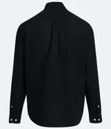 Camisa de hombre de manga larga, color verde oscuro, con cuello camisero y cierre frontal de botones blancos. Corte comfort.