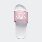 Ojotas de goma color lila con suela blanca y logo de Umbro en la tira.