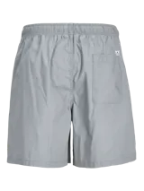 Short de sarga con calce relajado, color gris, con cintura elástica y cordón de ajuste.