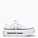 Championes Converse modelo Ctas Lift Double Stack Ox, de corte bajo y color blanco. Presentan una suela de plataforma doble con detalles de líneas negras horizontales y puntera de goma texturizada.