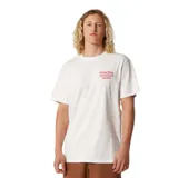 Remera blanca de manga corta de algodón 100%, con calce relajado y un pequeño estampado rojo en el pecho con la leyenda "Critical Slide House of Slide".