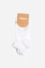 Soquetes lisos de algodón, nylon y spandex.