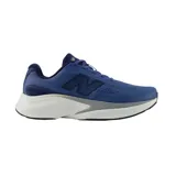 Championes de running New Balance modelo Kahia Road v2, color azul con suela blanca y gris. Presentan un diseño de malla transpirable con el logo de la marca en el lateral.