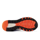 Championes de trail running New Balance modelo MT410HT7, para hombre. Diseño en tonos de azul con detalles en negro y naranja.