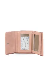 Billetera mediana de símil cuero color azul, con cierre a presión y compartimento posterior con cierre. Incluye múltiples tarjeteros, visores y divisiones internas para billetes.