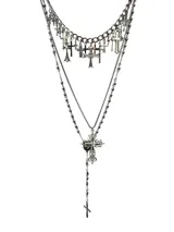 Set de collares compuesto por una cadena de eslabones gruesos con múltiples dijes de cruces colgantes y un rosario de acero con dije de cruz central y cruz pequeña en el extremo.