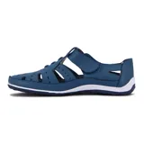 Guillerminas casuales de cuero sintético azul con calados y ajuste con velcro.