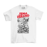 Remera blanca de algodón con estampa frontal tipo cómic en blanco y negro con el título en rojo.