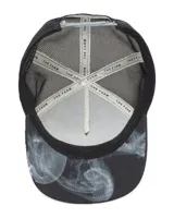 Gorra tipo trucker Goorin Bros modelo Reefer Madness, color negro con estampa de humo blanco y gris, y parche frontal con diseño bordado de tortuga. Cuenta con visera curva y panel trasero de malla.