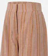 Short de algodón a rayas verticales color naranja con hilo metalizado, de cintura alta y corte recto.