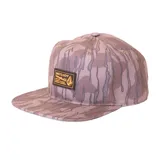 Gorra Volcom de visera plana con estampado de camuflaje en tonos beige y marrones. Tiene un parche con el logo de la marca en el frente.