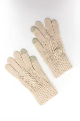 Guantes de punto beige con diseño de ochos y detalles en color verde claro en las puntas de los dedos pulgar e índice.