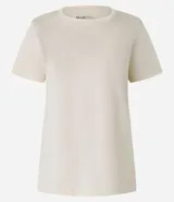 Remera básica de manga corta y cuello redondo, confeccionada en algodón de color celeste.