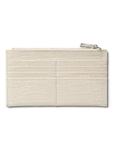 Billetera y monedero pequeño de Vero Moda en color negro, con diseño efecto piel de cocodrilo, cierre superior y logo dorado de la marca en el frente.