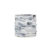 Cuello polar multifuncional de la marca Buff, con diseño estampado en tonos blancos y grises. Ideal para protegerse del frío en actividades al aire libre.