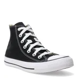 Championes de caña alta Converse modelo Chuck Taylor All Star, color negro con cordones blancos, puntera de goma y suela de caucho vulcanizado.