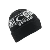 Gorro de lana tipo beanie color negro con diseño jacquard en blanco que incluye el logo y nombre de la marca Volcom Stone. Presenta un diseño ajustado con puño enrollado y tejido acanalado.