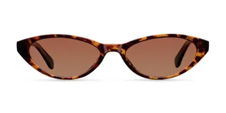 Lentes de sol con montura estilo cat-eye slim en estampado carey y cristales polarizados color marrón.