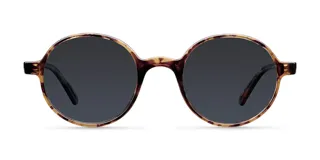 Lentes de sol redondos con armazón carey y lentes polarizados negros.