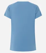 Remera deportiva de microfibra color blanco, con cuello redondo, mangas cortas y paneles laterales con perforaciones para mayor ventilación.