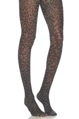 Medias de lycra semitransparentes con estampado animal print en tonos grises.