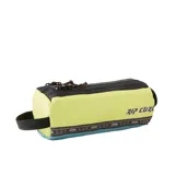 Cartuchera Rip Curl Pencil Case color amarillo con detalles en negro, azul y motivos étnicos.