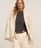 Blusa de manga larga de tejido melange en tono verde oliva, con cuello alto y calce ajustado.