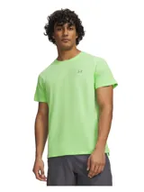 Remera deportiva de manga corta Under Armour, color verde neón, con tejido ligero y transpirable, paneles de malla para ventilación y logotipo reflectante.