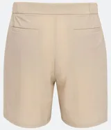 Bermuda slim negra de poliamida con elástico en la cintura, cierre con cremallera y bolsillos laterales.