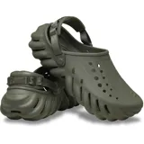 Zuecos Crocs modelo Echo Clog, de color negro, con diseño moldeado de aspecto futurista, aberturas de ventilación y correa trasera ajustable de tela con almohadilla para el talón.
