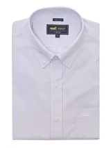 Camisa de manga larga de hombre RKF modelo Wf Pb, color lila con patrón de cuadros finos, cuello americano abotonado y bolsillo en el pecho con logo bordado.